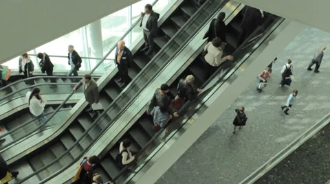 People on escalator 04 Vídeo Stock 32054162