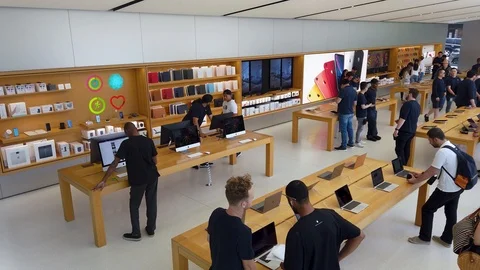 Orlando Usa Customers Lining Apple Store Purchase New Iphone Smartphones  Stock Video Footage by ©Jshanebutt #424000994