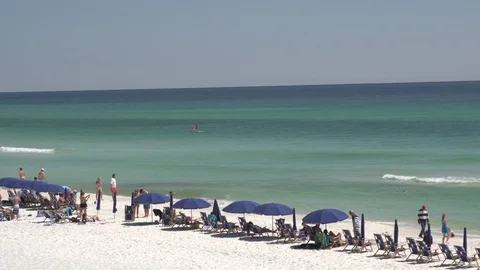 People on Florida Beach Stockbeeldmateriaal 85524282