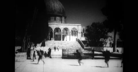 People in front of Moslem shrine Stock Footage 43442455