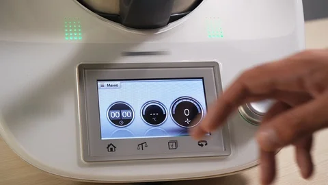 People hand adjusts the timer on a blender close-up to a time of one minute 4K. Stock Footage 113022073