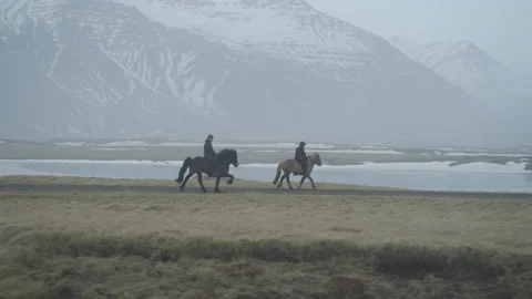People on horseback Video stock 131179906