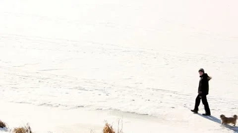 People on ice Stockbeeldmateriaal 10717453