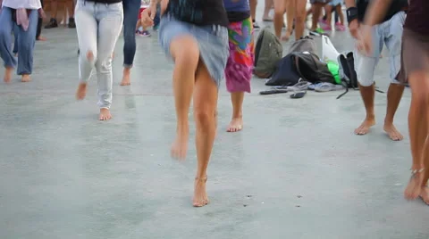 People learn to dance 動画素材 57216362