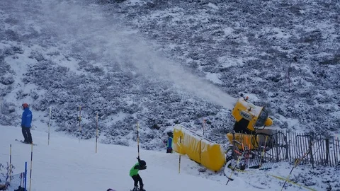 People learning skiing at Aviemore Ski Centre Scotland Stock Footage 101374110