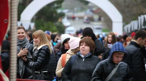 People look at the carousel Stock Footage 67363207