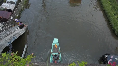 People migrate to safe area during a big flooding Stock Footage 96233670