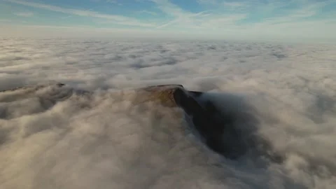 People on mountain peak Stock Footage 171869534