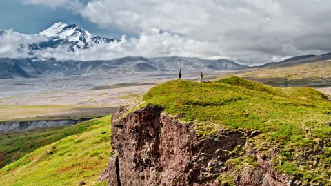 People on mountain top Stock-Footage 137015511