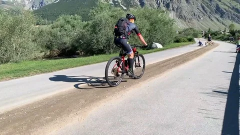 People Mtb Biking slow motion Vidéo 113481920