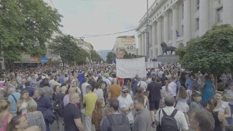 People peacefully protesting against the state mafia in front of the Sofia Stock Footage 315364914