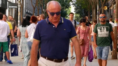 People in a pedestrian precinct Video stock 70121478