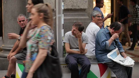 People on the Piazza Duomo Stock Footage 61576699