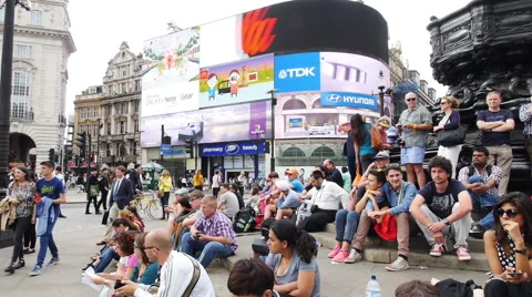 People at Picadilly Circus Stock Footage 40321968