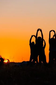 People practicing yoga Fotos Stock