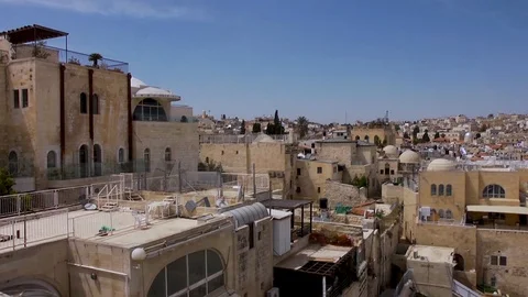 People praying on the wall, the Temple Mount, the Night Dome of the Rock Dome Видео 124522932