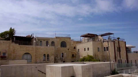 People praying on the wall, the Temple Mount, the Night Dome of the Rock Dome Видео 124523046