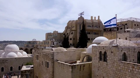 People praying on the wall, the Temple Mount, the Night Dome of the Rock Dome Видео 124523081