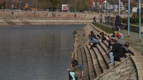 People by the river 動画素材 37431301