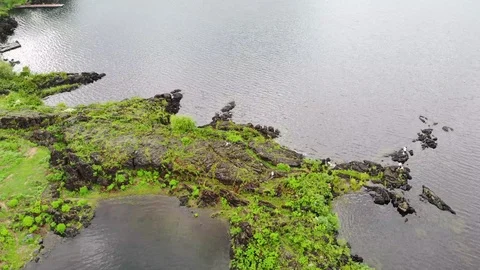 People on rocks Vidéo 122925394