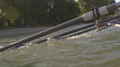 People rowing Vídeo Stock 85843855