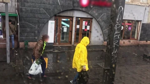 People run away from the rain, stop public transport Stock Footage 131959113