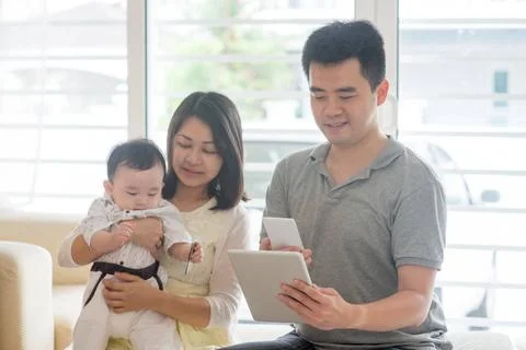 People scanning QR code Chinese people scanning QR code with smart phone. ... Stock-Fotos