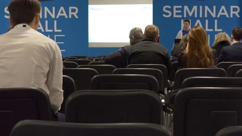 People at the seminar Vídeos de archivo 75781061