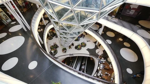 People Shopping 库存影片 98498266