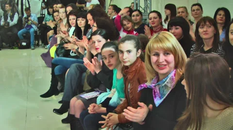 People on Show Modes 3 Stock Footage 37607410