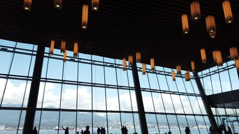People silhouette with panoramic view as backdrop 스톡 동영상 204886299