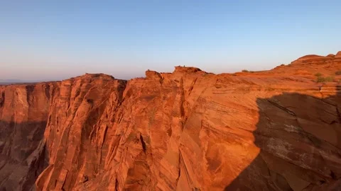 People sitting on the cliffs Video stock 141898086