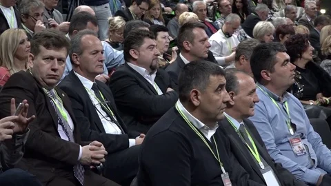 People sitting in the hall 動画素材 69993486