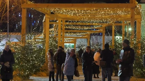 People at Sophia Square Mikhailovskaya Square Christmas Eve Bright Illumination 動画素材 59132335