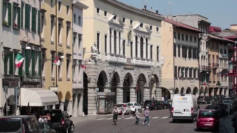 People in Udine Vidéo 77181255