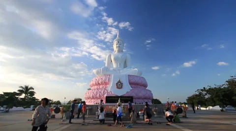 People visit and praying big white Buddha statue Stock Footage 44124522