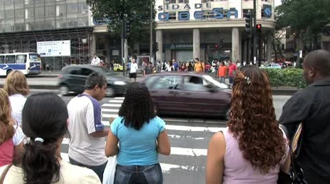People Wait At A Rio De Janeiro, Brazil Intersection To Cross The Street Stock-Footage 19706713