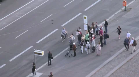 People waiting for the bus Stock Footage 912337