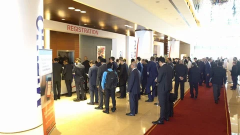People waiting in line 스톡 동영상 116249525