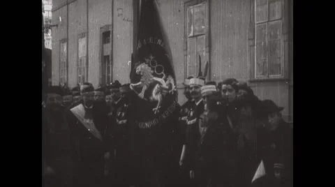 People waiting outside President Wilson Station Stock Footage