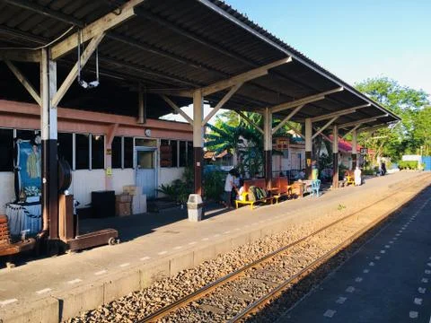 People waiting the train at platform station Stock Photos