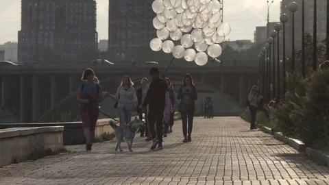People walk down the street of the city Stock Footage