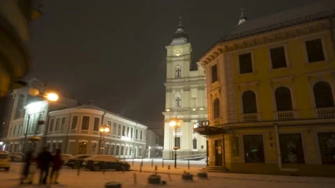 People walk the streets - a time-lapse. Stock Footage 170785642