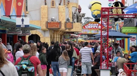 People Walking - Boardwalk Crowd Video stock 53134974