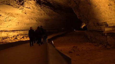 People walking in cave static Video stock 100039798