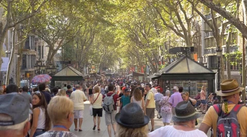 People walking down the La Rambla street Video stock 68220349
