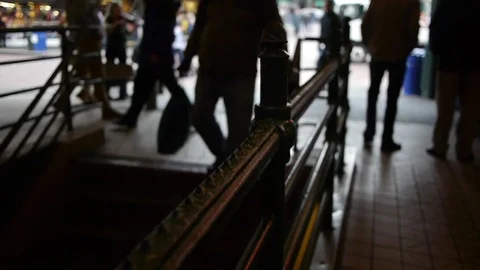 People Walking Down Steps in Urban Setting 動画素材 83147466