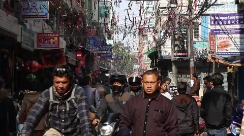 People walking down the street in Thamel Video stock 59189240