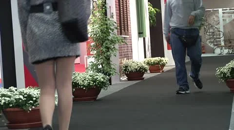 People walking. Video stock 8958587