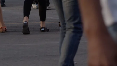People walking Stock Footage 99016045
